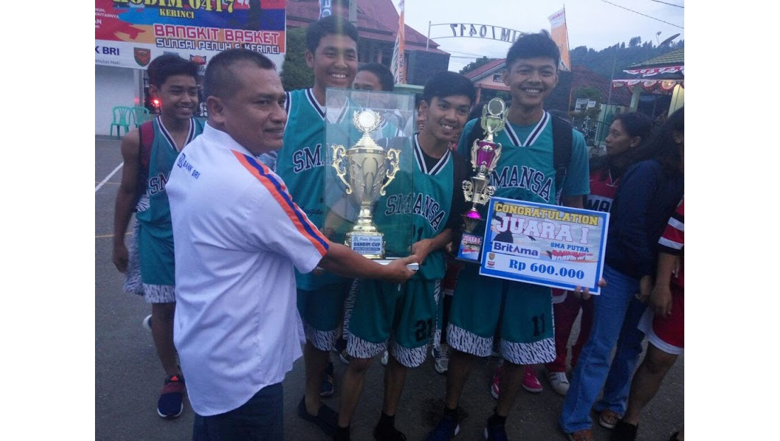 sadkhf9u832y8723dfusafwset34tg3t34g34g3gdg