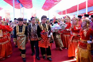 982374923858432875783475634767834