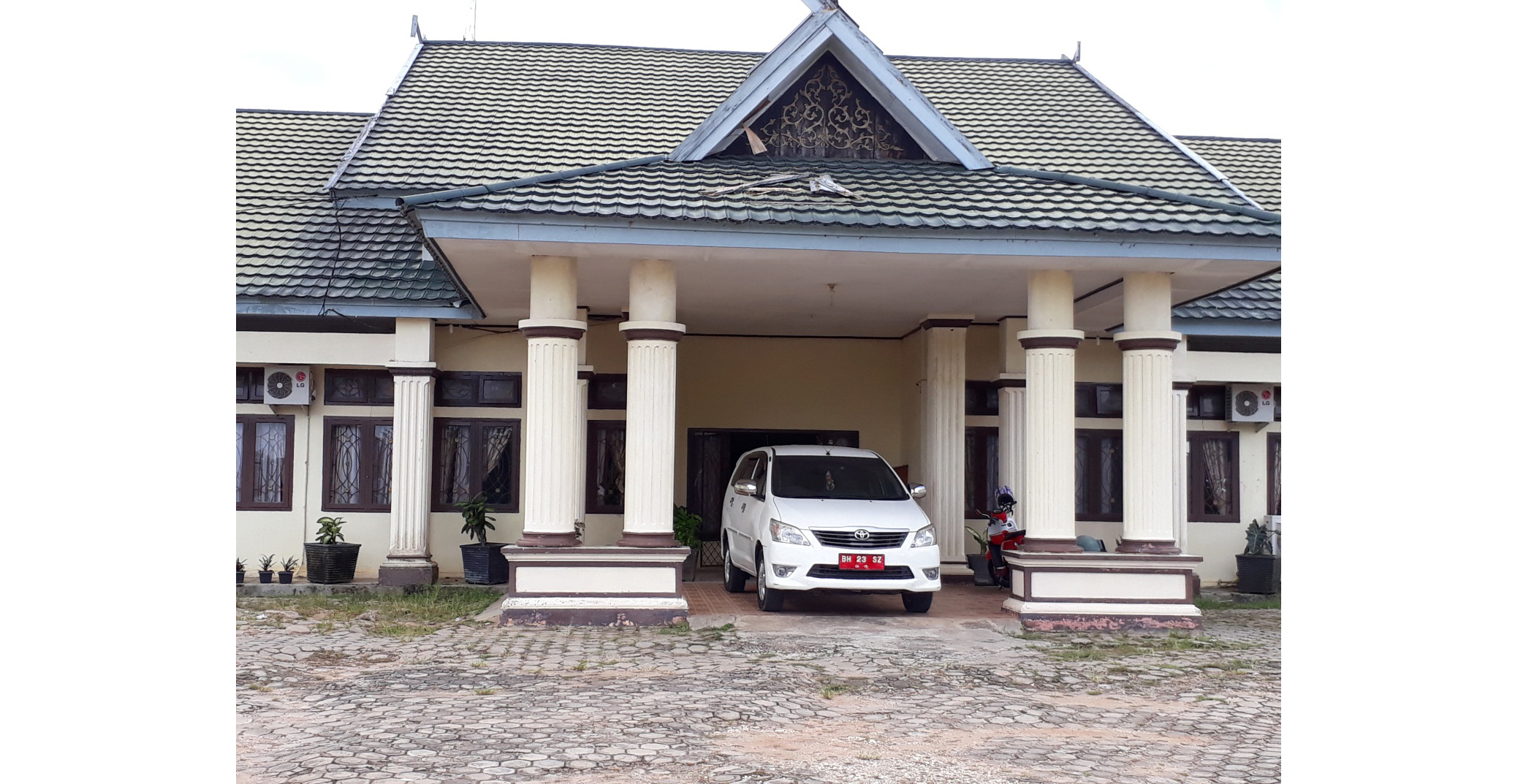 209184908320850923890589023850982390589348590438906940368