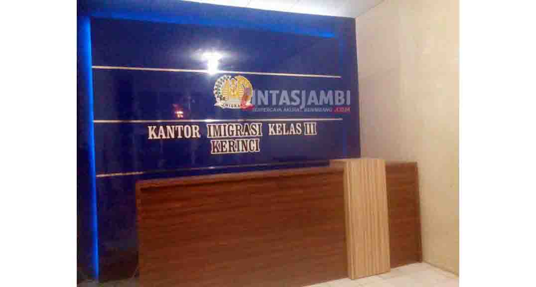 2390809230956892304580923809563490634096830498