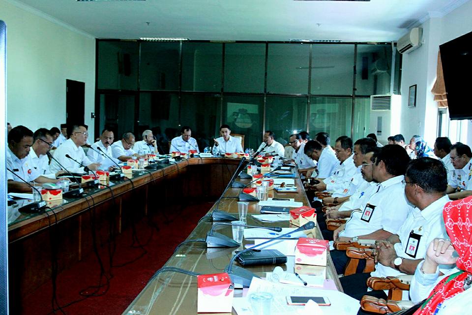 23745723543675837467583475