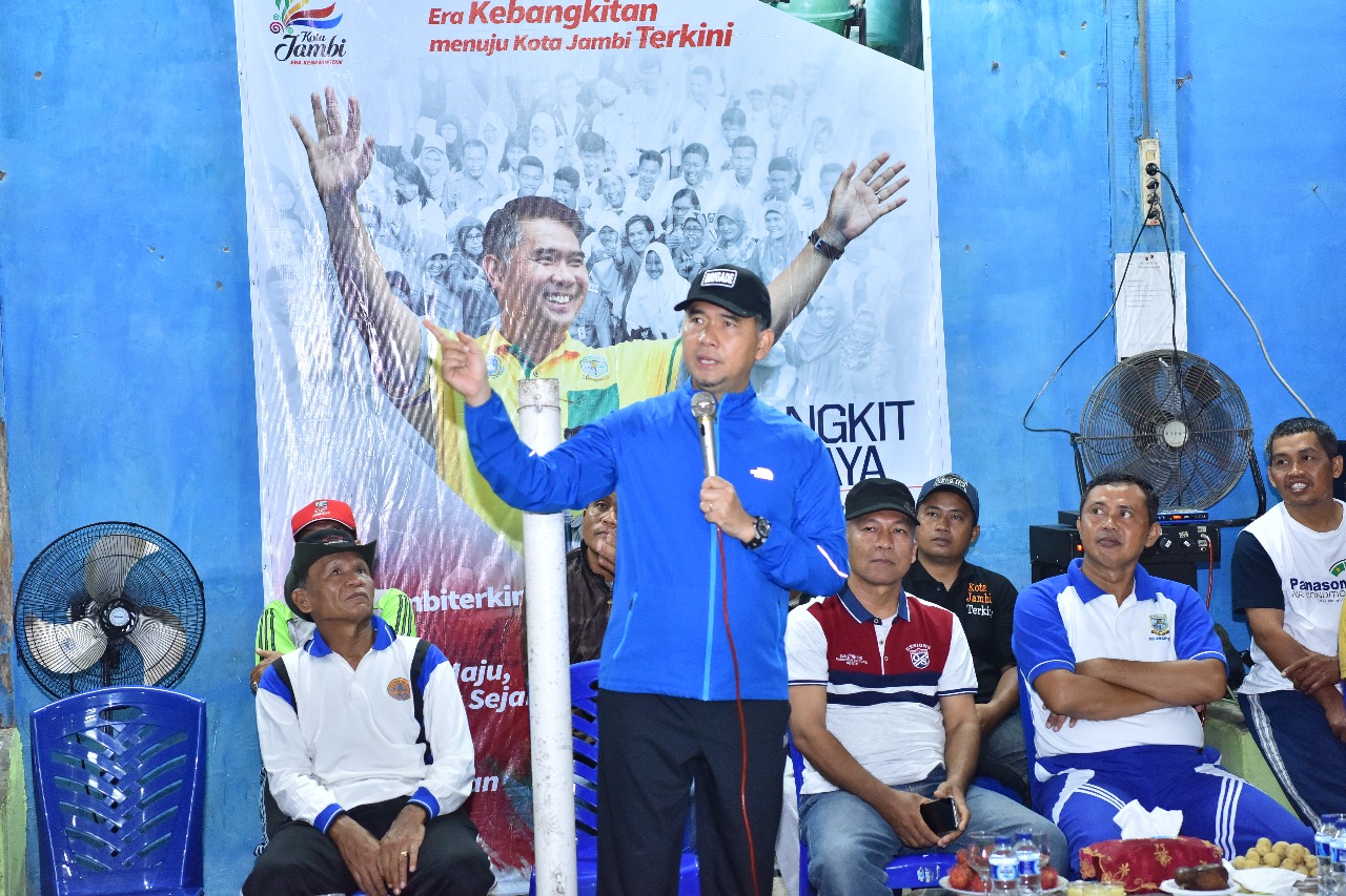 237472374638726847236748326784632