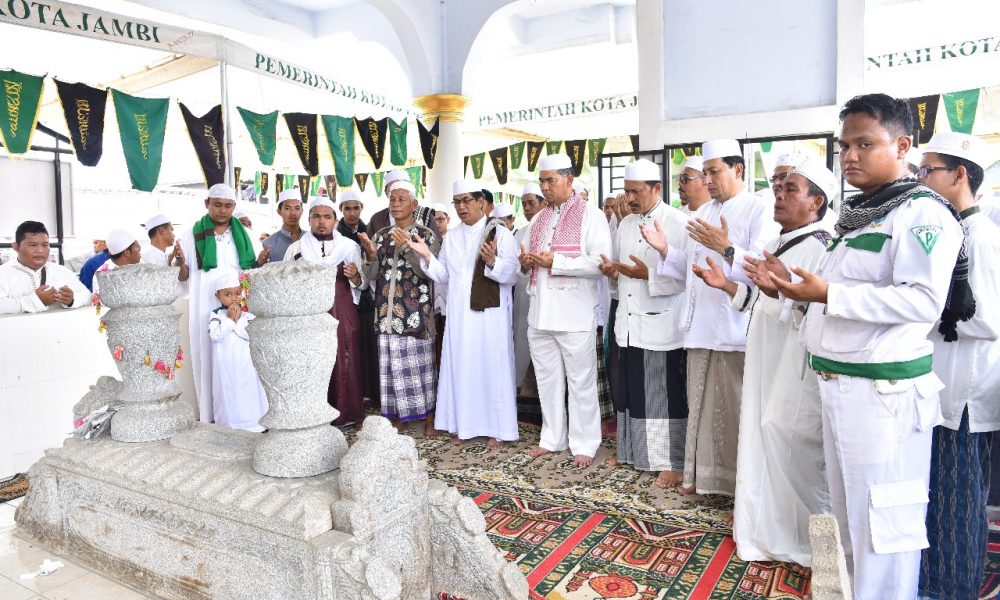 9898237458723875892378957987843534