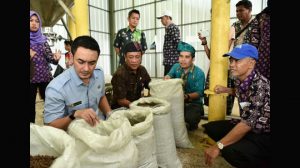 32094598324890385093840950934859043543534543