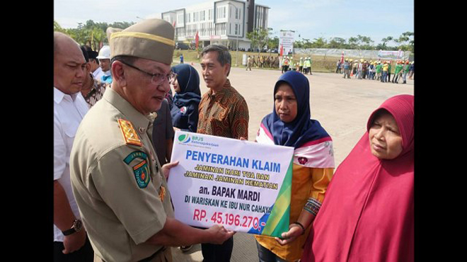 328478238947893289478923842389578925789985789543