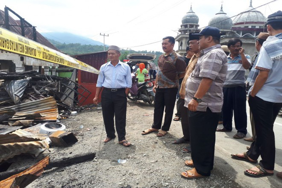 1263424723747823742374638726487328748732432