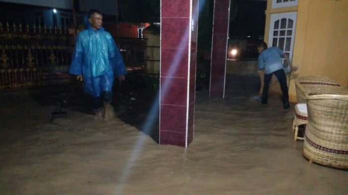 banjir-di-kerinci_20180422_105457