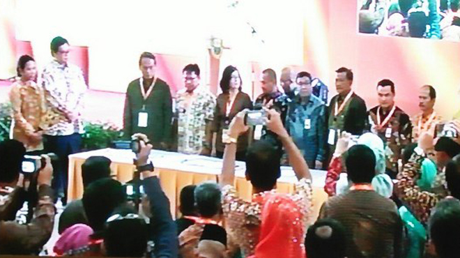 21473827847832895798238459238947982389478234324324