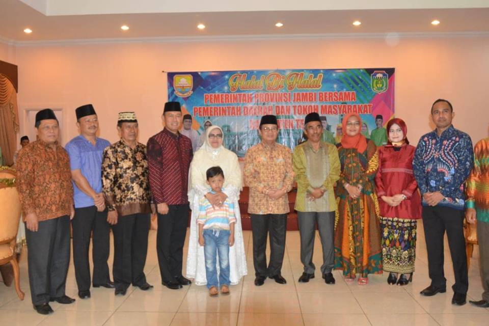 328482785784835843856789348678347895489357843859843534