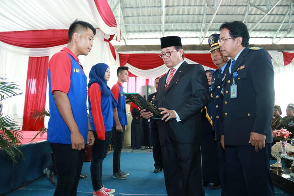 43095890498590829034809823998012321