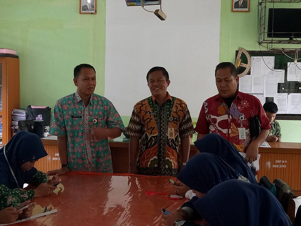 1209482385982395909430509439058094389584395_1024x768