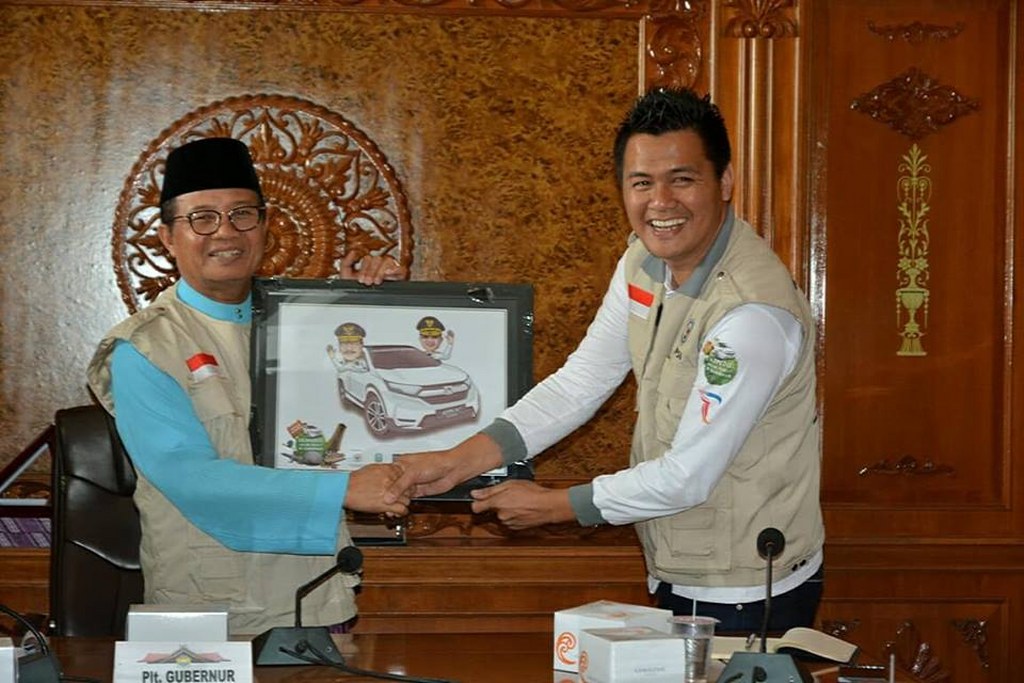 3289543895904389543890534_1024x683