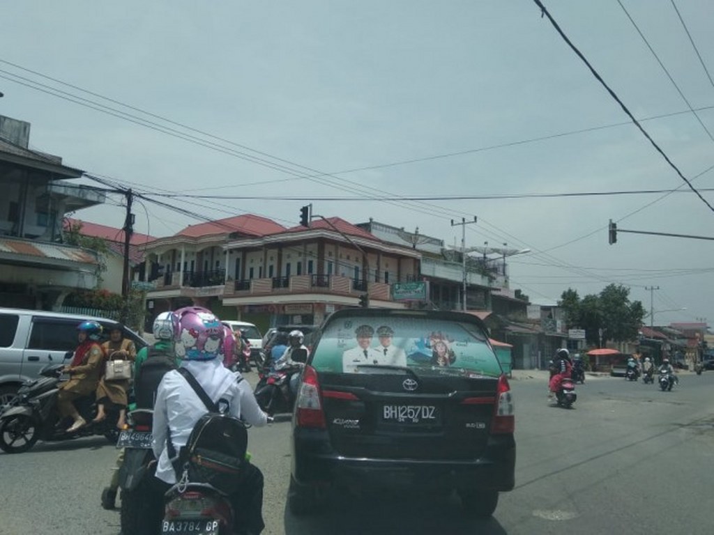 102483829842305809094309580989324809802989283_1024x768