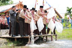 128498892389458935789348957893489534