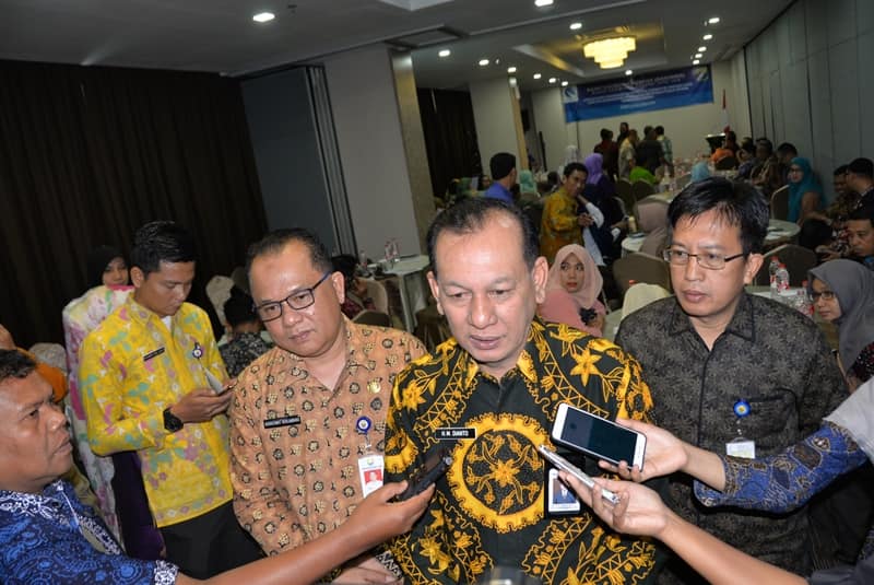 2189478728395798349674389768934786934