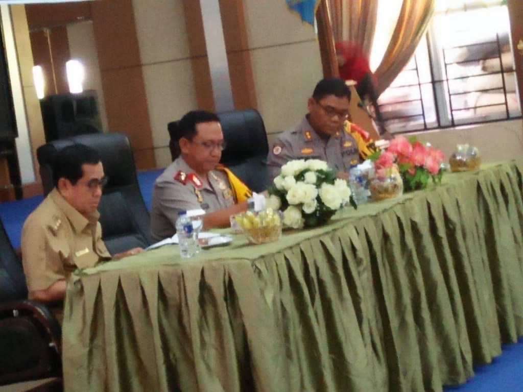 329048590238499239480923948023_1024x768