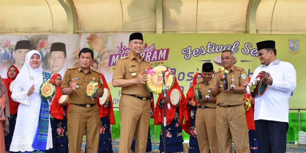 4093583958943890584903580943890584903543_1024x512