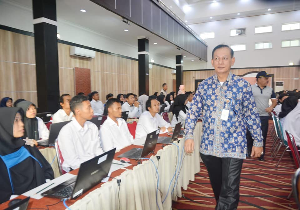 10928492390859039405690349060439590345