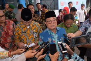 218947872387487823784782378949823847823