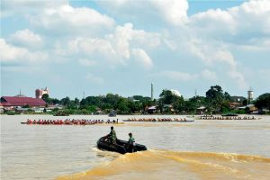 28917487832898328931892839128931