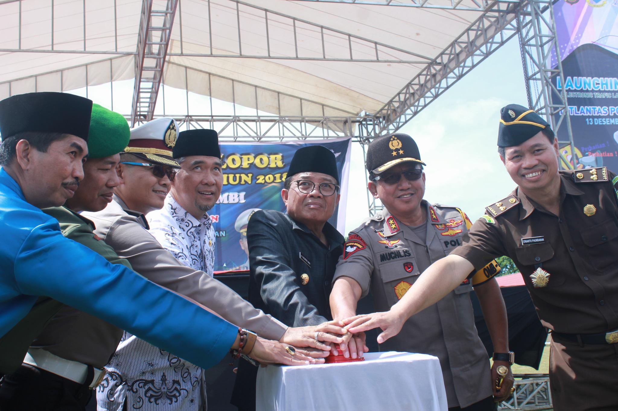 12746786237657643756764367567436674636763674783264234