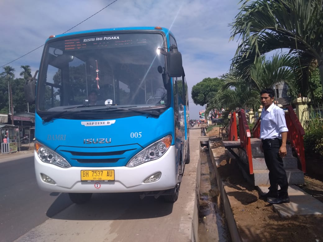 320958098243989043095809834905934905809394543