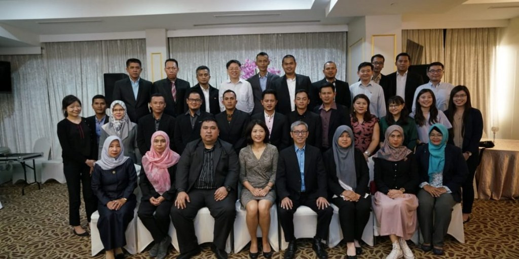 129874897835784389593574893785974985789435798439843_1024x512