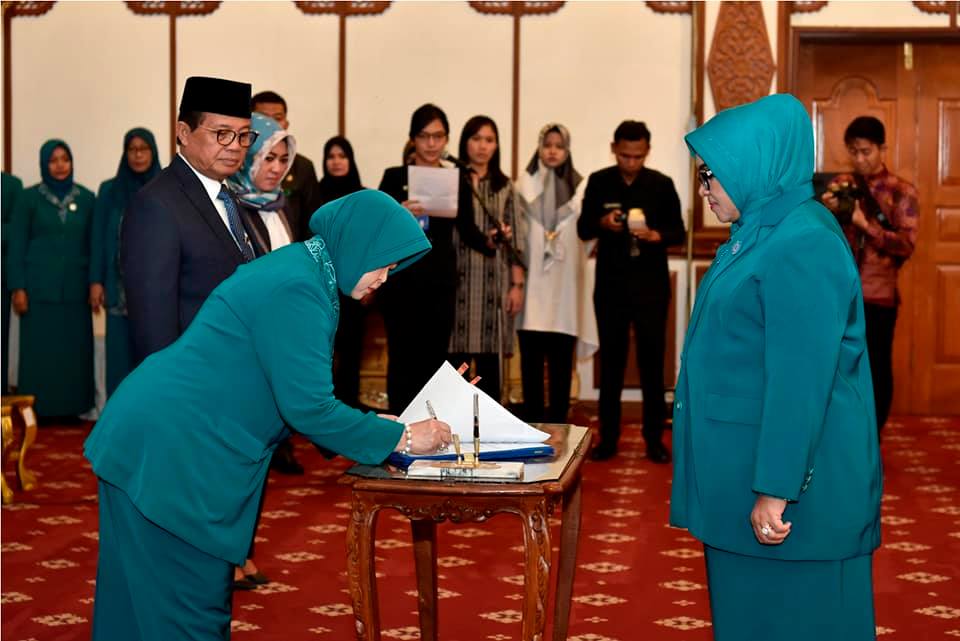 2187489728378578734875873848578348568438578384574378534