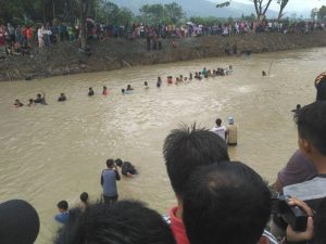 32854843724878237847823784823432_1024x768