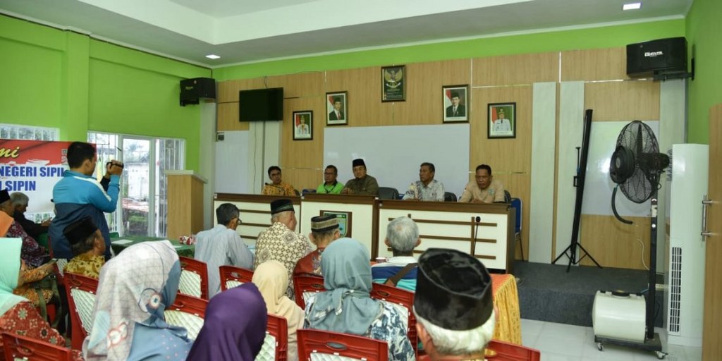 389275878437874837583489583748975345_1024x512