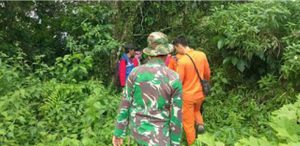 127874632776546237467267486238764872367432423