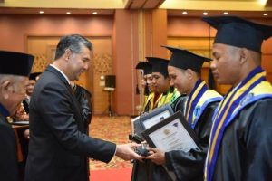 wali-kota-jambi-ajak-wisudawan-bangun-jiwa-optimisme-p4e