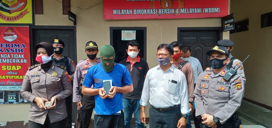 a13dd6db-4a42-49fc-a07b-fc313c559224