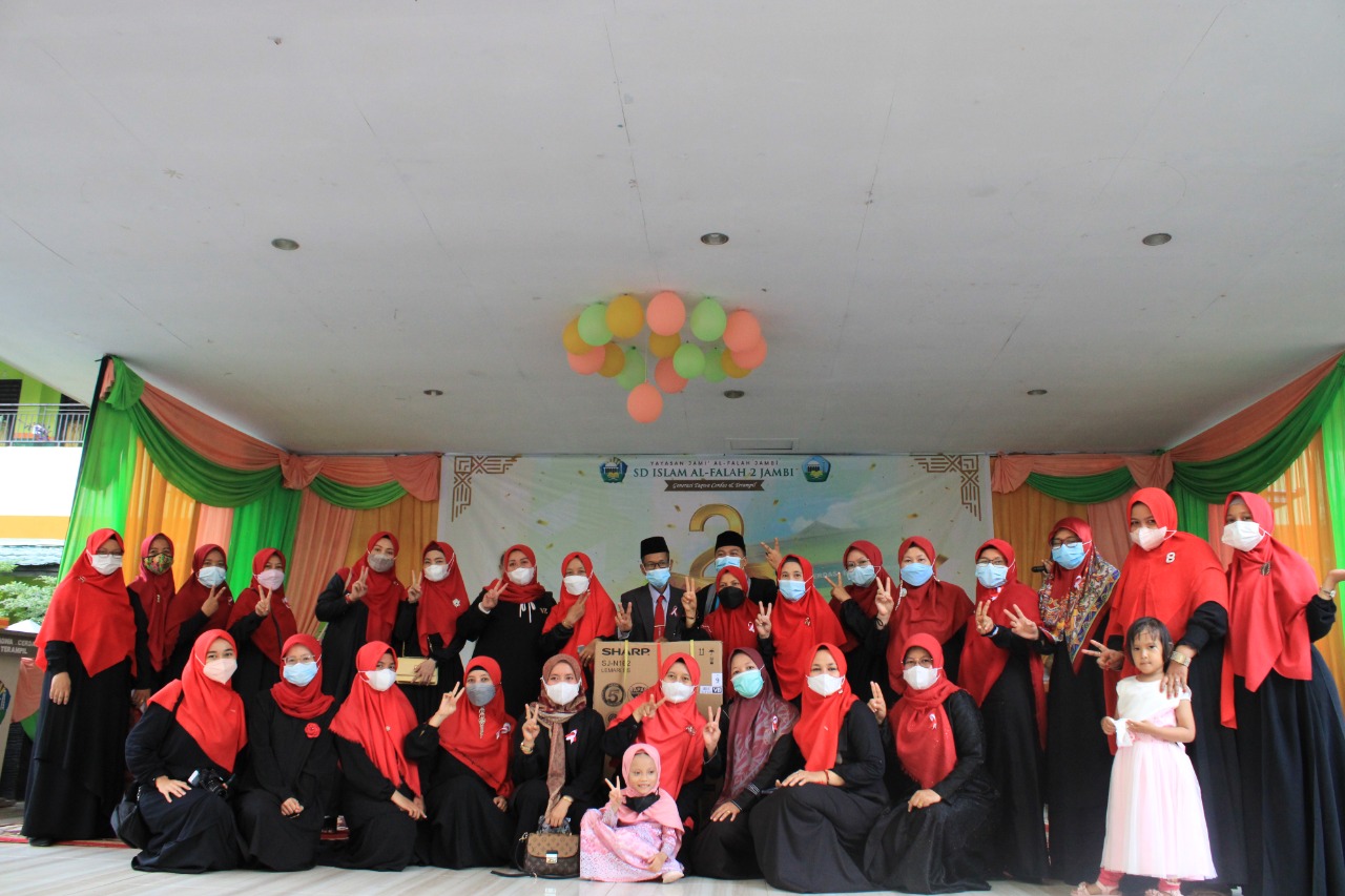 Keluarga Besar Sd Al Falah II Jambi