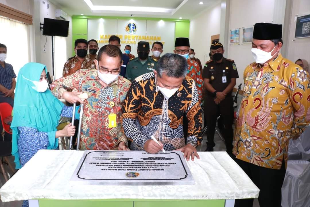 a0589d95-d8f3-43fe-929e-e01e4120e8e0