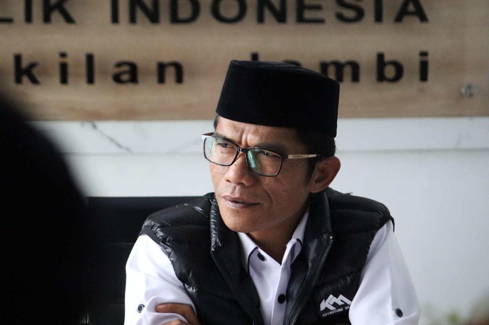Kepala Ombudsman Provinsi Jambi Saiful Roswandi